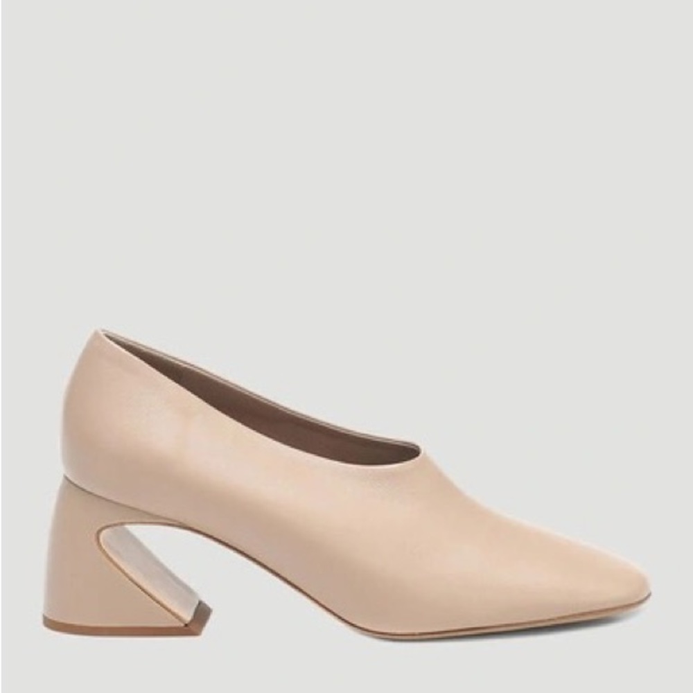 Jil Sander nude leather pumps with curved heel